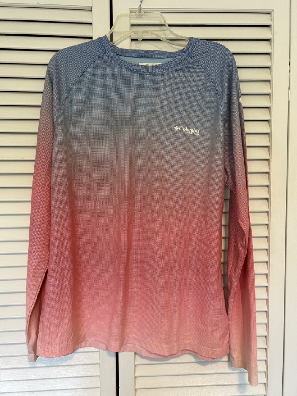 Columbia Ombre Long Sleeve Sun Fishing Shirt - Blue & Pink